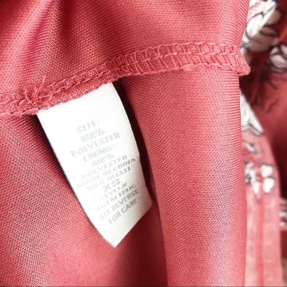 NEW Charlotte Russe wine floral lace romper - Picture 9 of 10